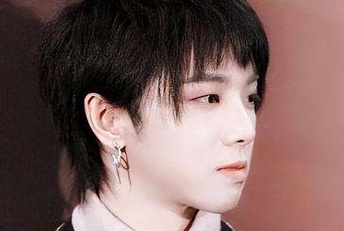 娱乐圈吃瓜宋亚轩微博,娱乐圈幕后真相大揭秘